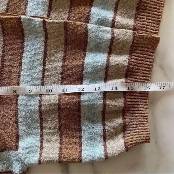 Cotton On Women's Cropped Set Up Stripe Cardigan Sweater - Picture 8 of 9